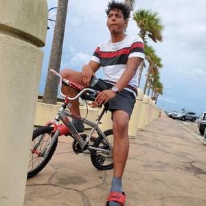 Meet your Posher, Fernando